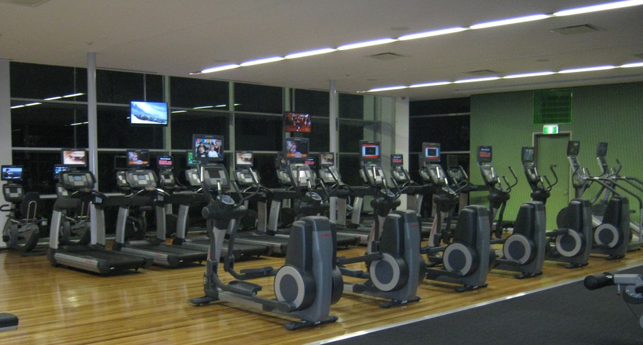 Western Sydney University Gym Pic 1 - coonnect fitness penrith cardio area