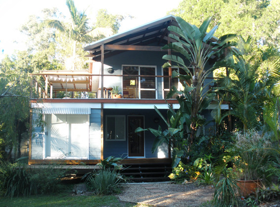 Coochiemudlo Island Family Beach House Pic 1 - The view of the beach house from the front The front deck and side deck can be seen running around the front of the house