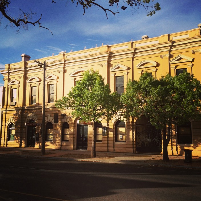 Railway Hotel Dunolly Pic 1