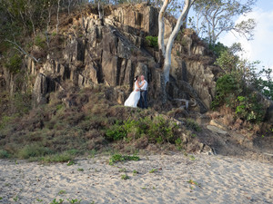 Michael Petersen Photography Pic 3 - Beach Wedding Cairns