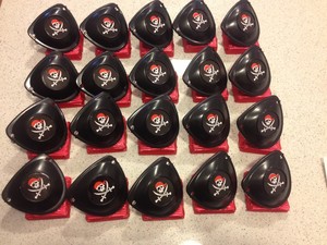 Coco and Bonbons Pic 2 - Pirate chocolate favors eye patcheschocolate pc given to every child at the birthday party