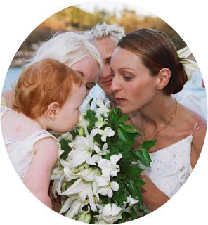 Magnetic Island Celebrant - David Crusty Herron Pic 2 - Wedding memories Smelling the bouquet