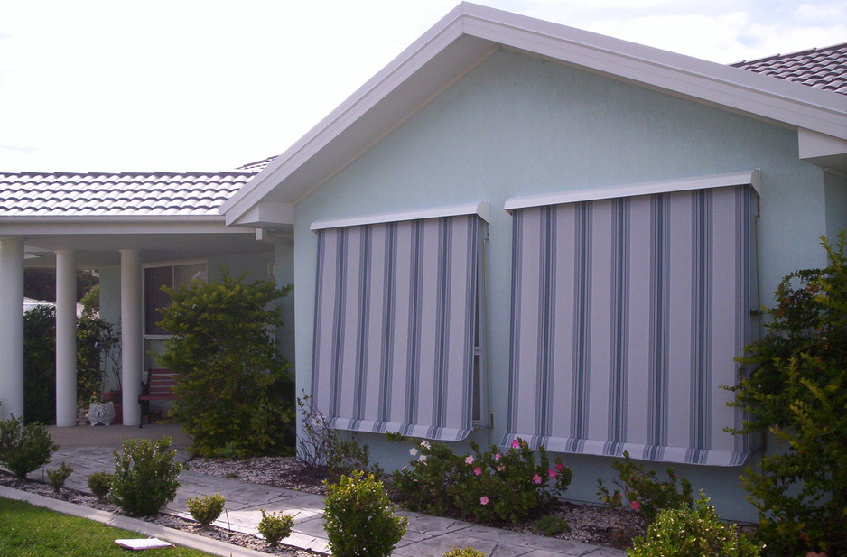 Premium Blinds & Awnings Pic 1 - auto awnings