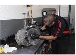 Car Mechanical Services Pic 5