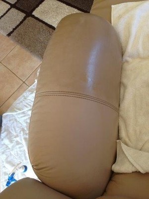 Chem-Dry Power Carpet and Upholstery Cleaning Geraldton Pic 5 - Amazing results for your leather furniture Our process cleans and conditions to help prevent surface cracking