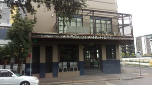 Harold Park Hotel Pic 3 - Outside