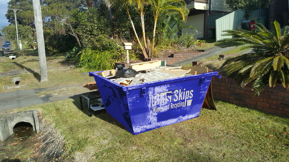 Bins Skips Waste and Recycling in Kenthurst, Sydney, NSW, Rubbish