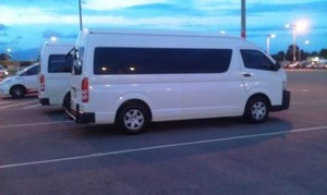 Oz Airport Shuttle Pic 5