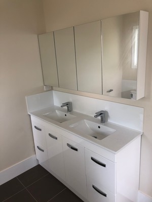 Relianzi Pic 4 - Bathroom Renovation in Norman Park His and hers vanity with shaving cabinets