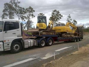 Mick's Towing Service Pic 5 - Excavator