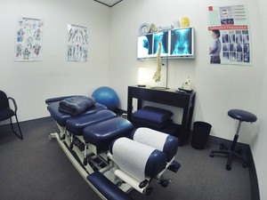 Dr Chad Aiken- Chiropractor- Bexley Pic 3