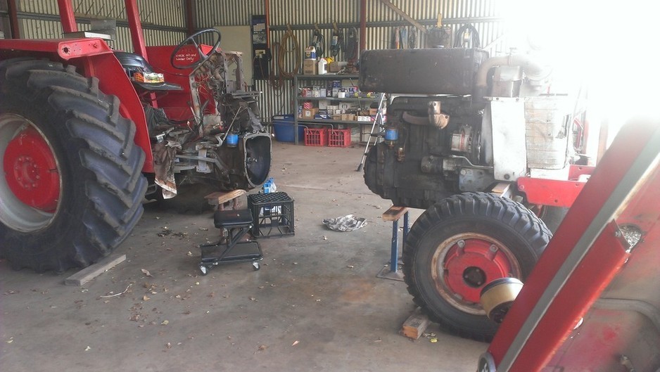 Stewart's Diesel & Welding Pic 1 - Massey 185 clutch etc replacement