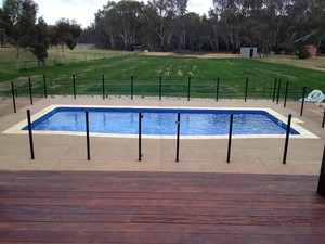 Glass & Pool Fencing Victoria Pic 4