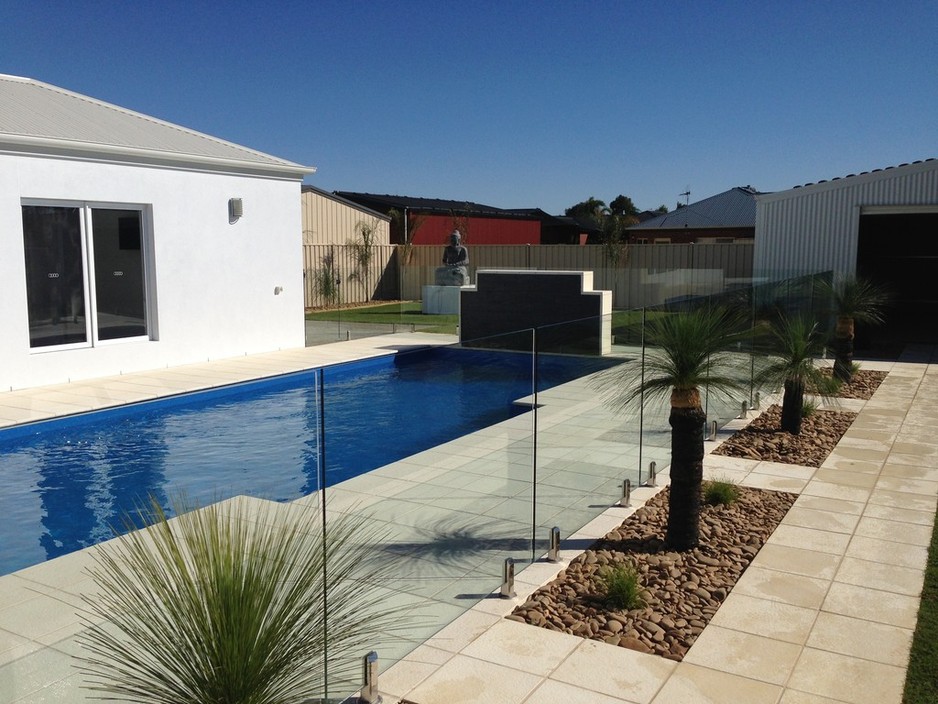 Glass & Pool Fencing Victoria Pic 1