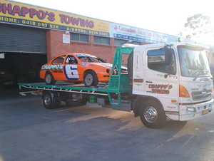 Chappo's Towing and Tilt Tray Service Pic 3