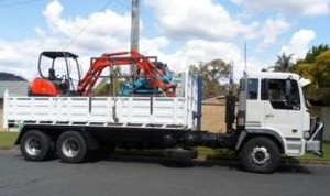 Goslin Earthmoving Brisbane North Pic 4 - 35 t Bobcat Excavator Tip Truck combo