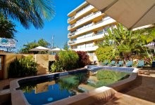 Hi Ho Beach Apartments Pic 1