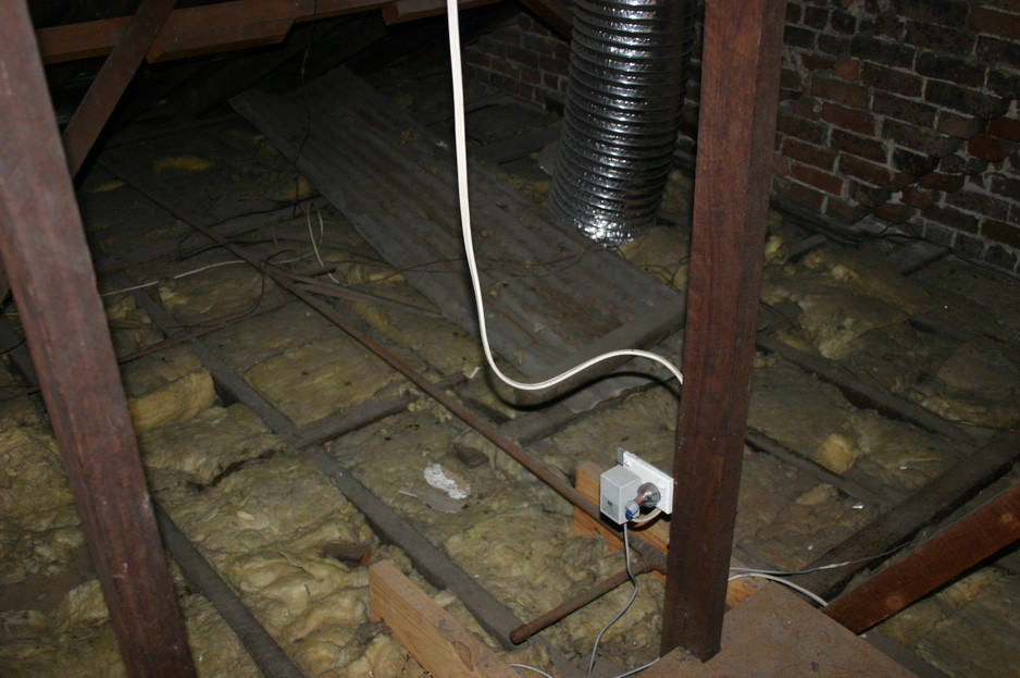 Planet Green Solutions Pic 1 - Before old insulation removal