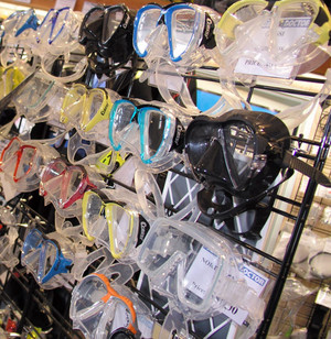 Scuba Doctor Dive Shop Pic 5 - Plenty of masks snorkels and fins to choose from