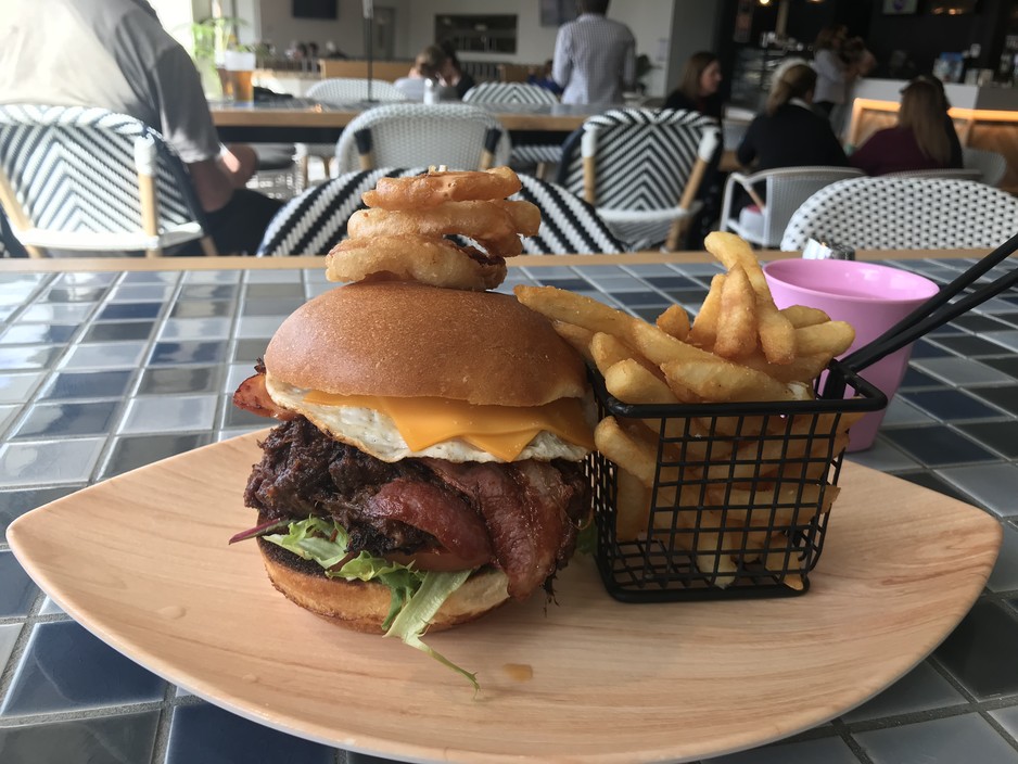 Bundeena RSL Memorial Club Pic 1 - Pulled beef burger