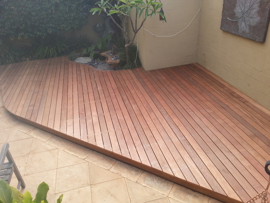 Mark C's Carpentry and Building Works Pic 1 - Merbau Decking