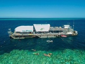 Cruise Whitsundays Pic 3 - Heart Pontoon Hardy Reef