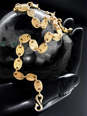 Tremonti Fine Gems and Jewellery Pic 3 - Gold link Necklace each link individually handcast on natural shells by Karin Tremonti as part of her Original Collection