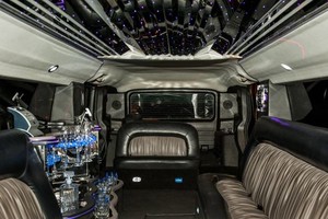 Black Diamond Hummers Pic 5 - limo service