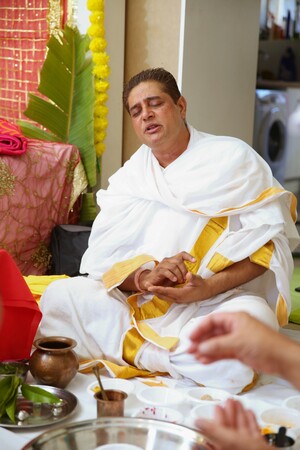 Astro Indian Priest Pic 2