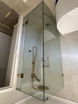 Glazefreak Shower Screens & Glass Balustrade pty ltd Pic 3