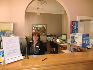 PDI Periodontics and Dental Implant Centre Pic 3 - Reception