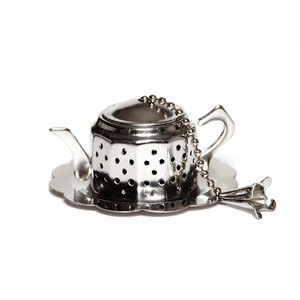 TreeTea Pic 5 - Stainless steel teapot shaped tea infuser with scalloped tray