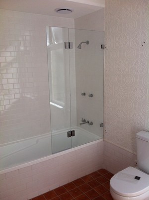 Chatswood Glass & Shower Screens Pic 5 - fix and Swing 6mm frameless