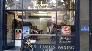 Modern Nails Pic 2 - Corner Elizabeth and Latrobe st store 4288 Latrobe St entrance on Elizabeth St Queen Victoria market side ph 9939 7013