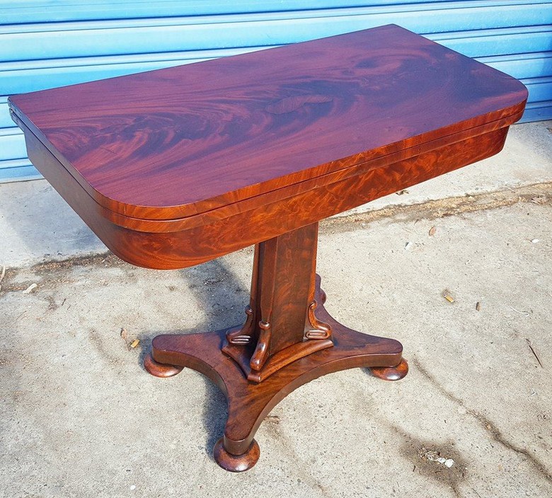 JW Polishing Pic 1 - Antique card table restored