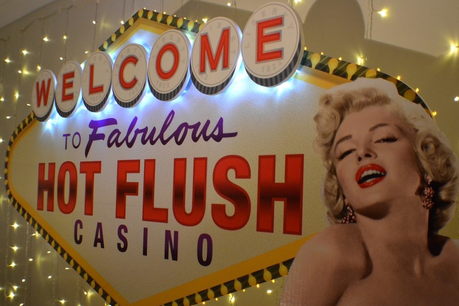 HOT FLUSH CASINO Pic 1 - Distinctive and Stylish Casino Party Hire