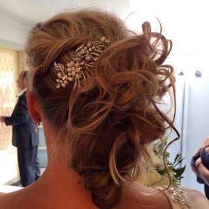 Freelance mobile hairdresser Nat Echazar Pic 2 - Bridal Hair