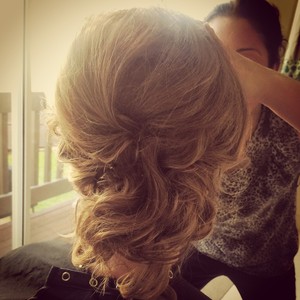 Freelance mobile hairdresser Nat Echazar Pic 3 - Hair up for spring racing carnival