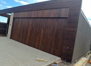 Everlift Garage Doors Pic 3 - Double tilt doors