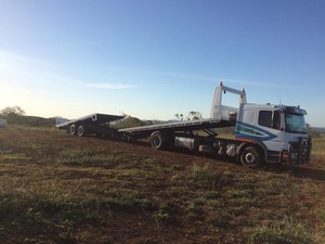 Rhino Towing Pic 2 - Trailer for moving 2 containers at once Or multiple pieces of machinery