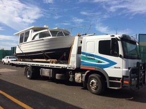 Rhino Towing Pic 4 - Boats Moved