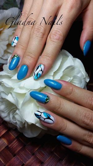 Gladna Nails Pic 2