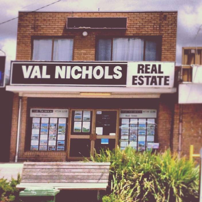 Val Nichols Real Estate Pic 1