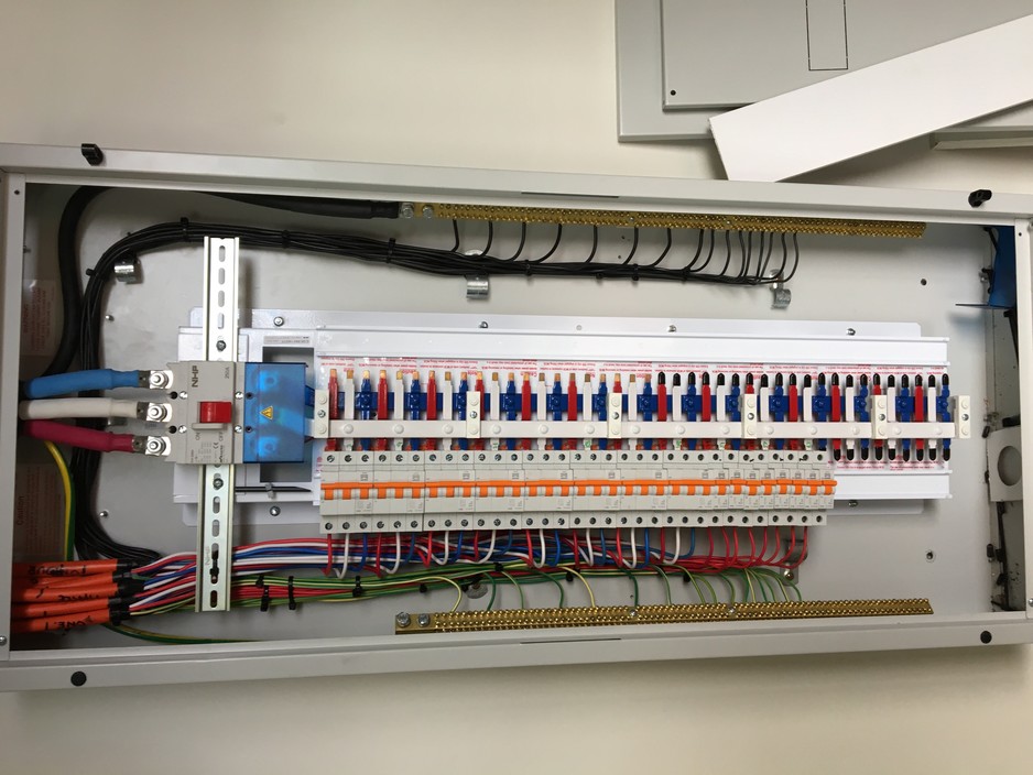 Highlight Electrical and Air Services Pic 1