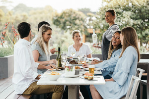 Flinders Hotel Pic 5 - Dining in The Deck Bar Bistro