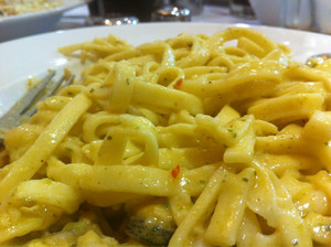 Fasta Pasta Pic 4 - See Food Yep seafood pasta that is