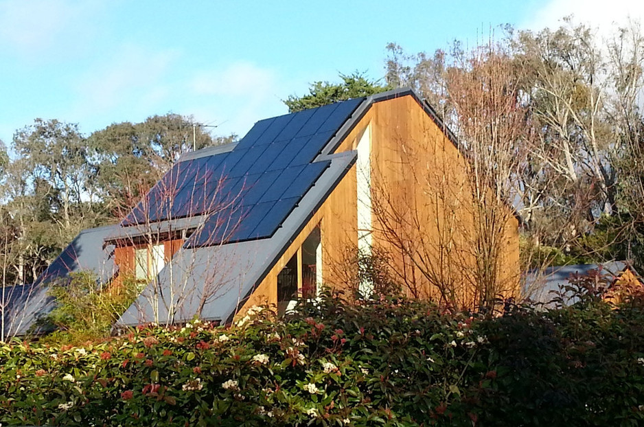 Blue Tongue Solar Pic 1 - Black Module install 12kw Gisborne Vic