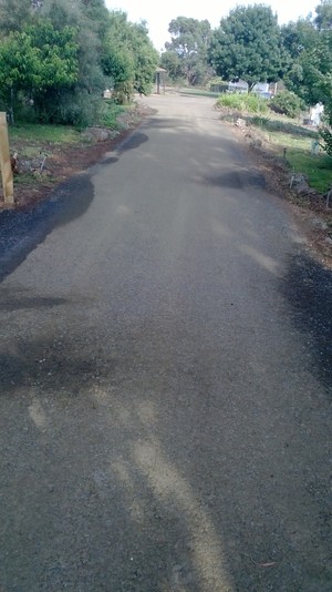 Macca's Property services Pic 4 - new gravel for driveway