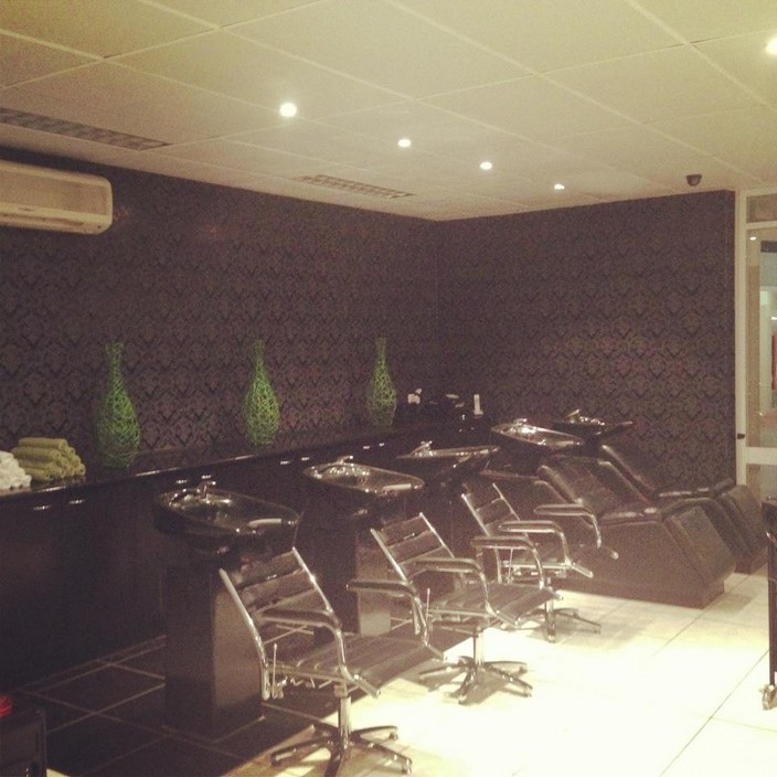 Glambox Hair Studio Pic 1