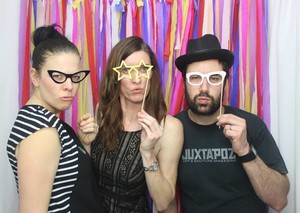 Kiss and Tell Photobooths Pic 2